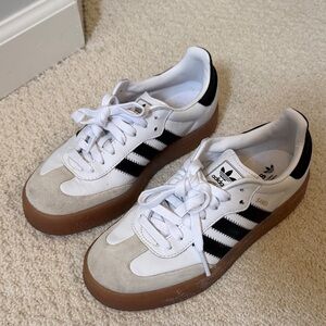 Adidas Women’s White, Black, and Tan Sneakers